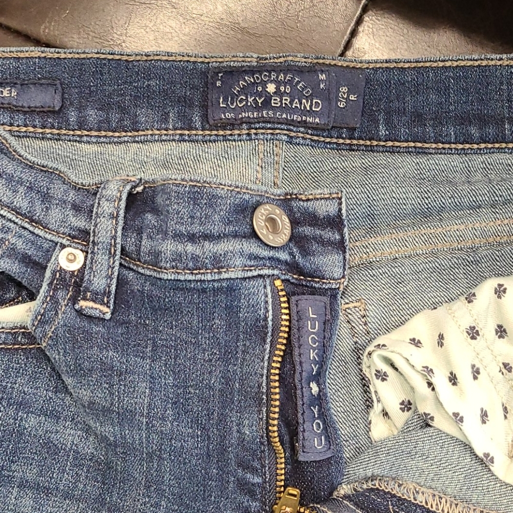 Lucky Jeans